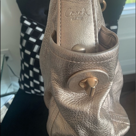 Coach Zoe Metallic Gold bag - medium - Picture 2 of 12